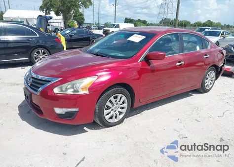 2015 Nissan Altima 2.5/2.5 S/2.5 Sl/2.5 Sv из США, поврежденный, VIN 1N4AL3AP4FN875706